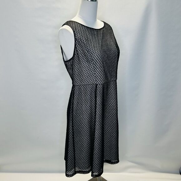Adrianna Papell Dress Size 14 Petite Black And White Sleeveless A Line Party - Picture 2 of 13